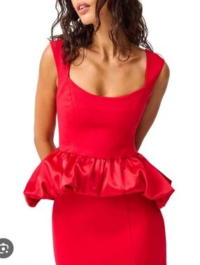 ELLIATT Yasmine Stretch Ponte Square Neck SlRed Women's Peplum Tank Top